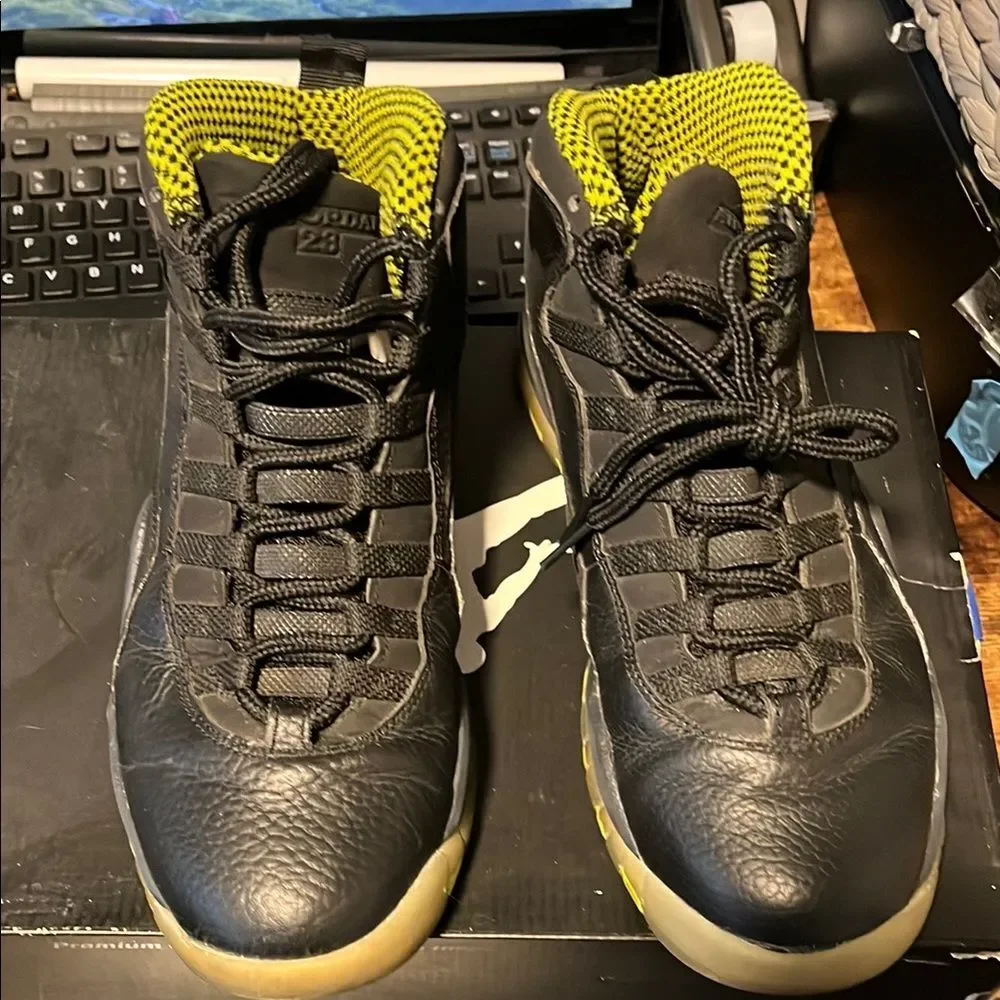 Air Jordan Retro 10 Venom Green 310805033 Men's Size 8